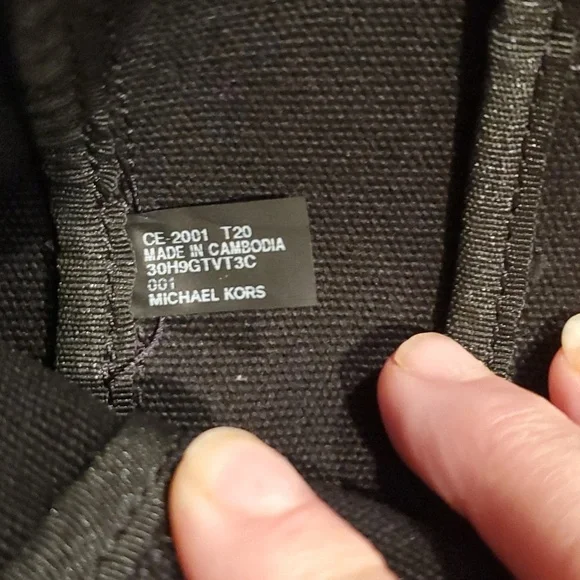 Michael Kors Watch Hunger Stop LOVE Tote bag Canvas black - Picture 5 of 15